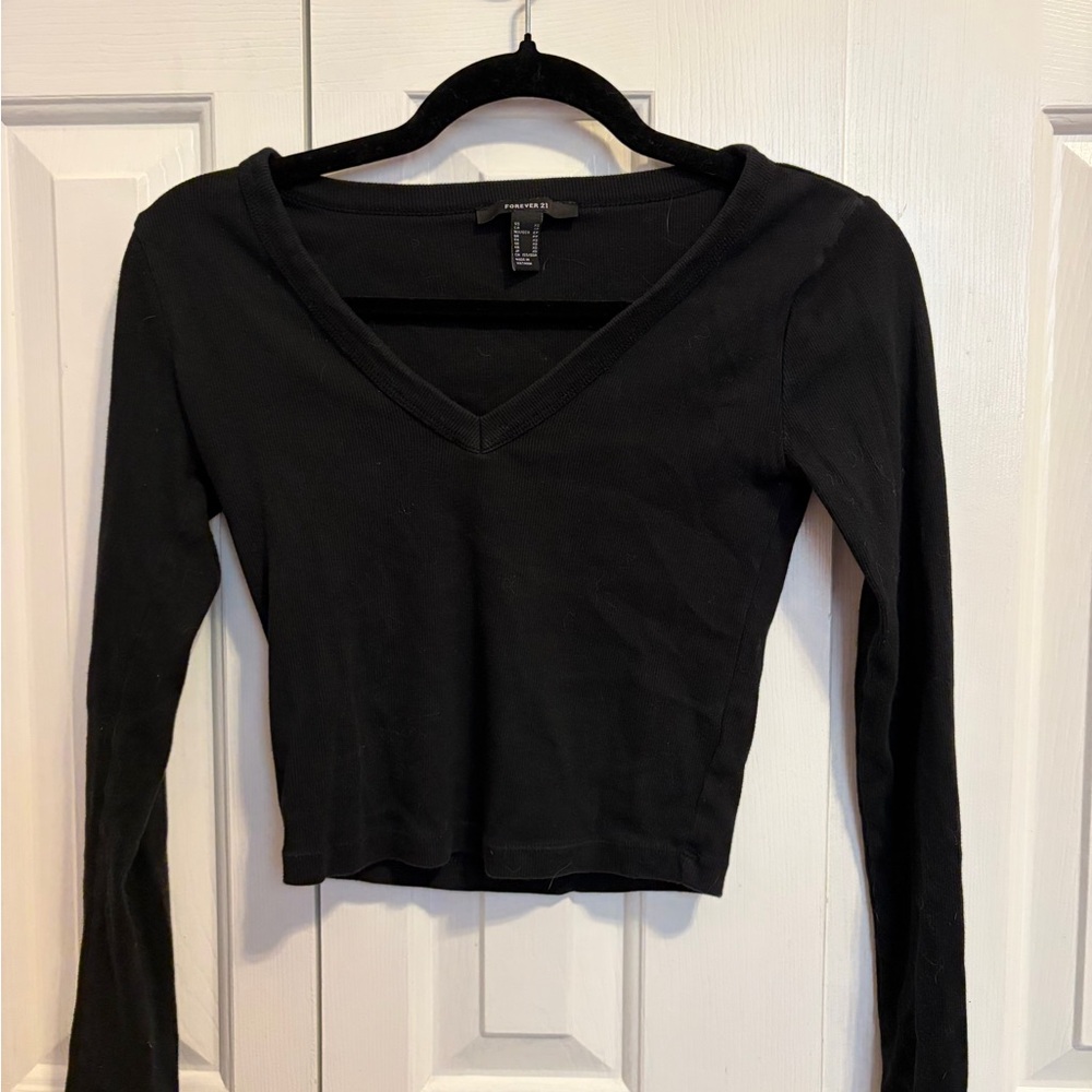 Forever 21 Black V-Neck Long Sleeve Top